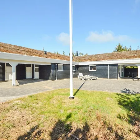 Pet Friendly In Romo With Kitchen Holiday home *