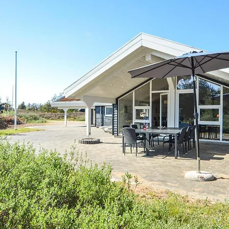 Feriehus Pet Friendly In With Kitchen Romo