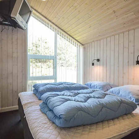 Pet Friendly In Romo With Kitchen Holiday home Bolilmark